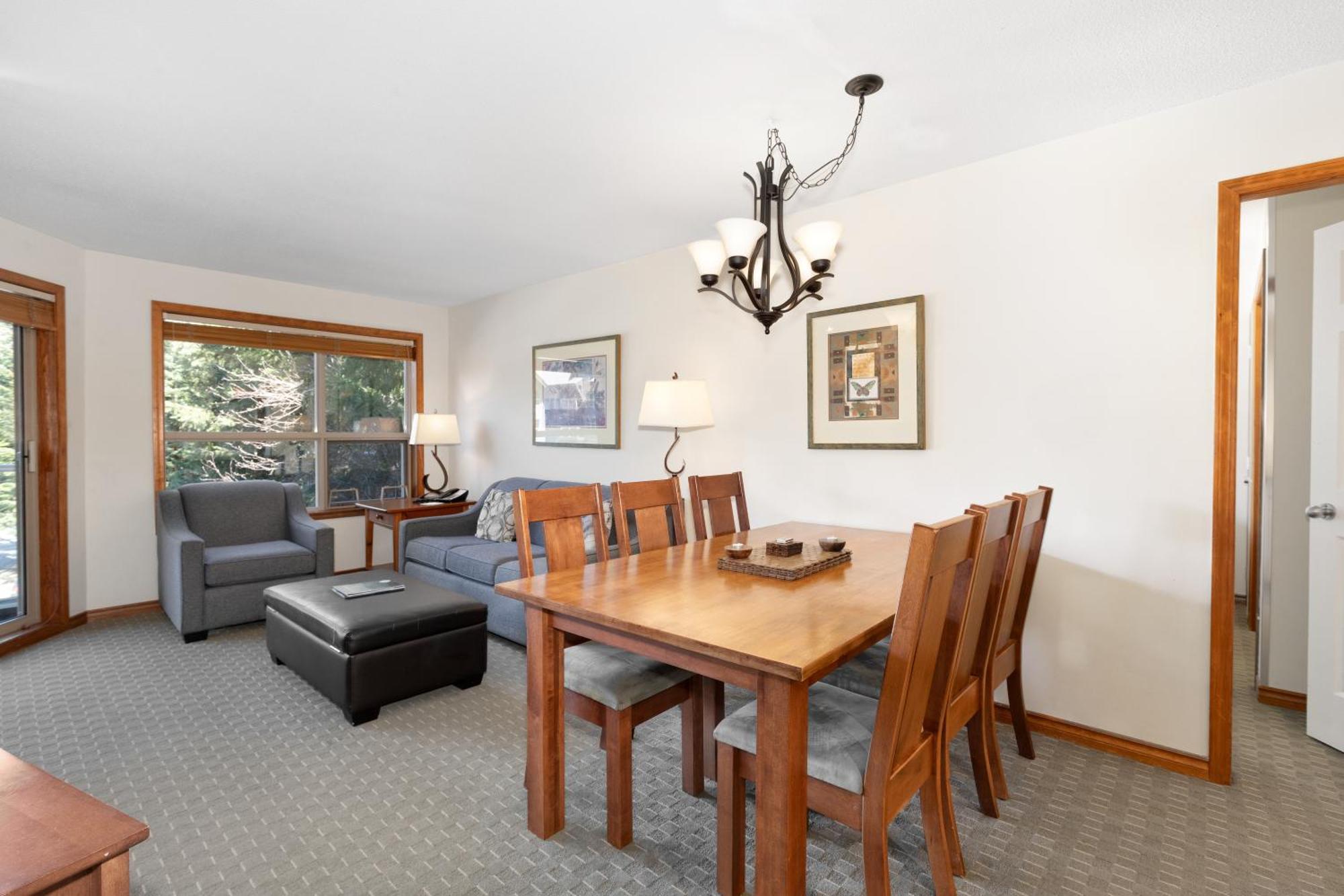 The Aspens By Blackcomb Peaks Accommodation Whistler Exterior photo
