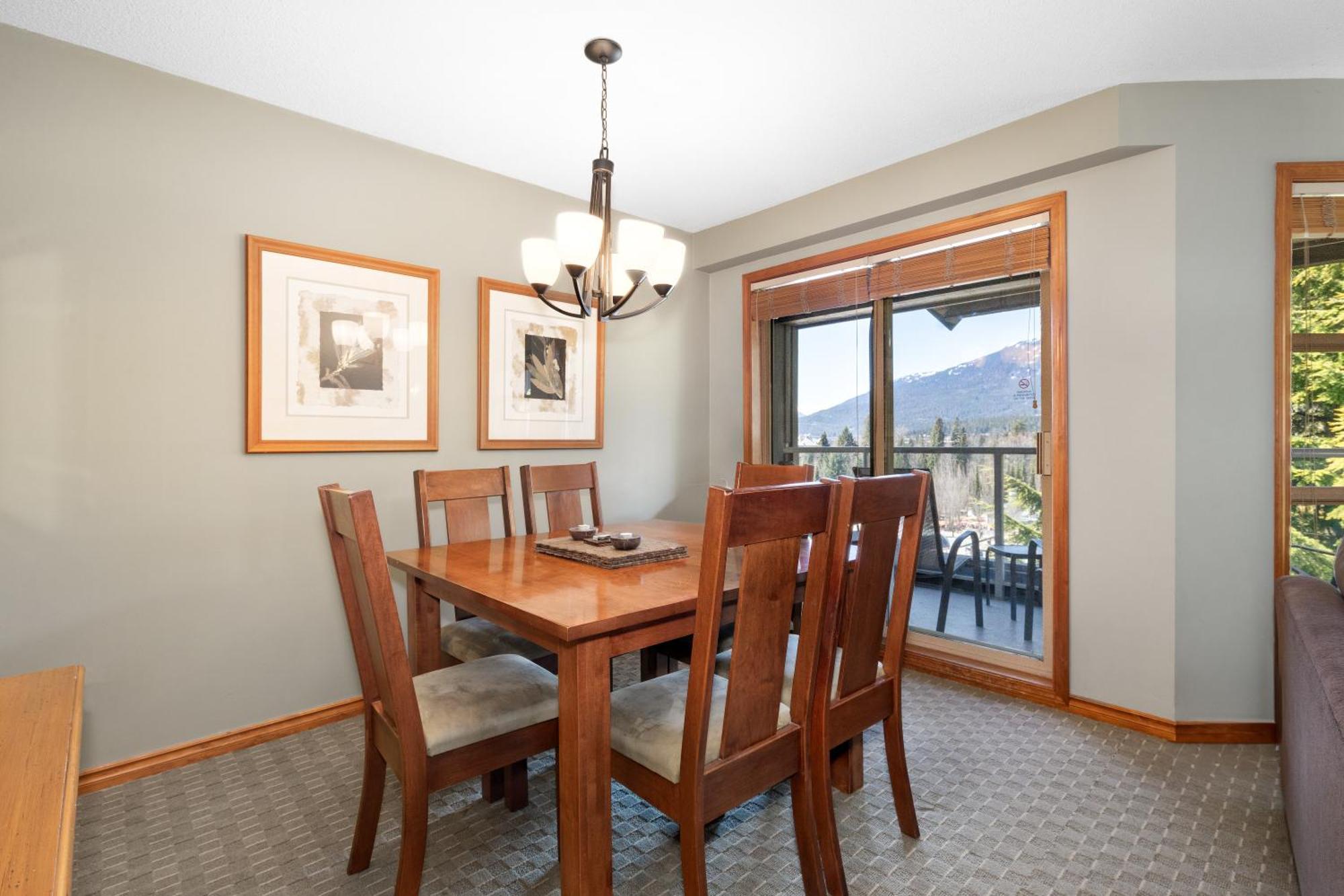 The Aspens By Blackcomb Peaks Accommodation Whistler Exterior photo