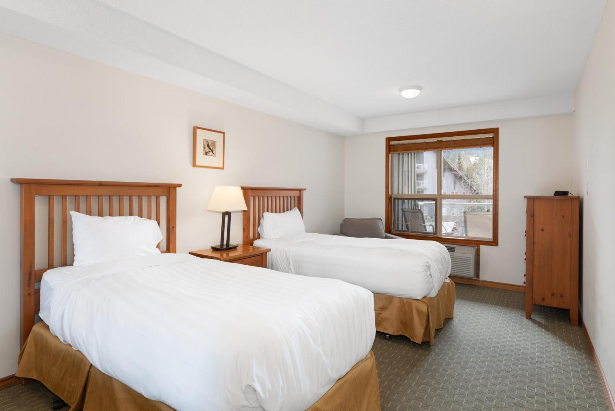 The Aspens By Blackcomb Peaks Accommodation Whistler Exterior photo