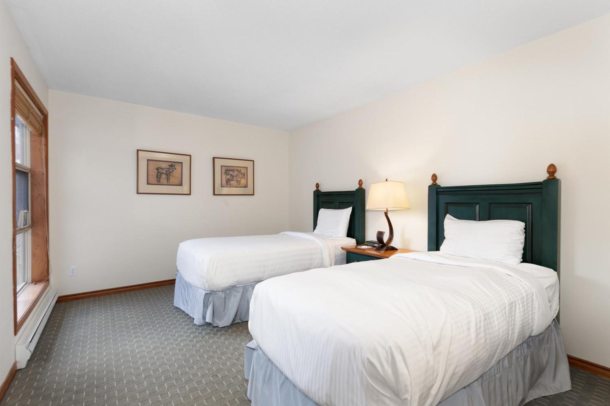 The Aspens By Blackcomb Peaks Accommodation Whistler Exterior photo