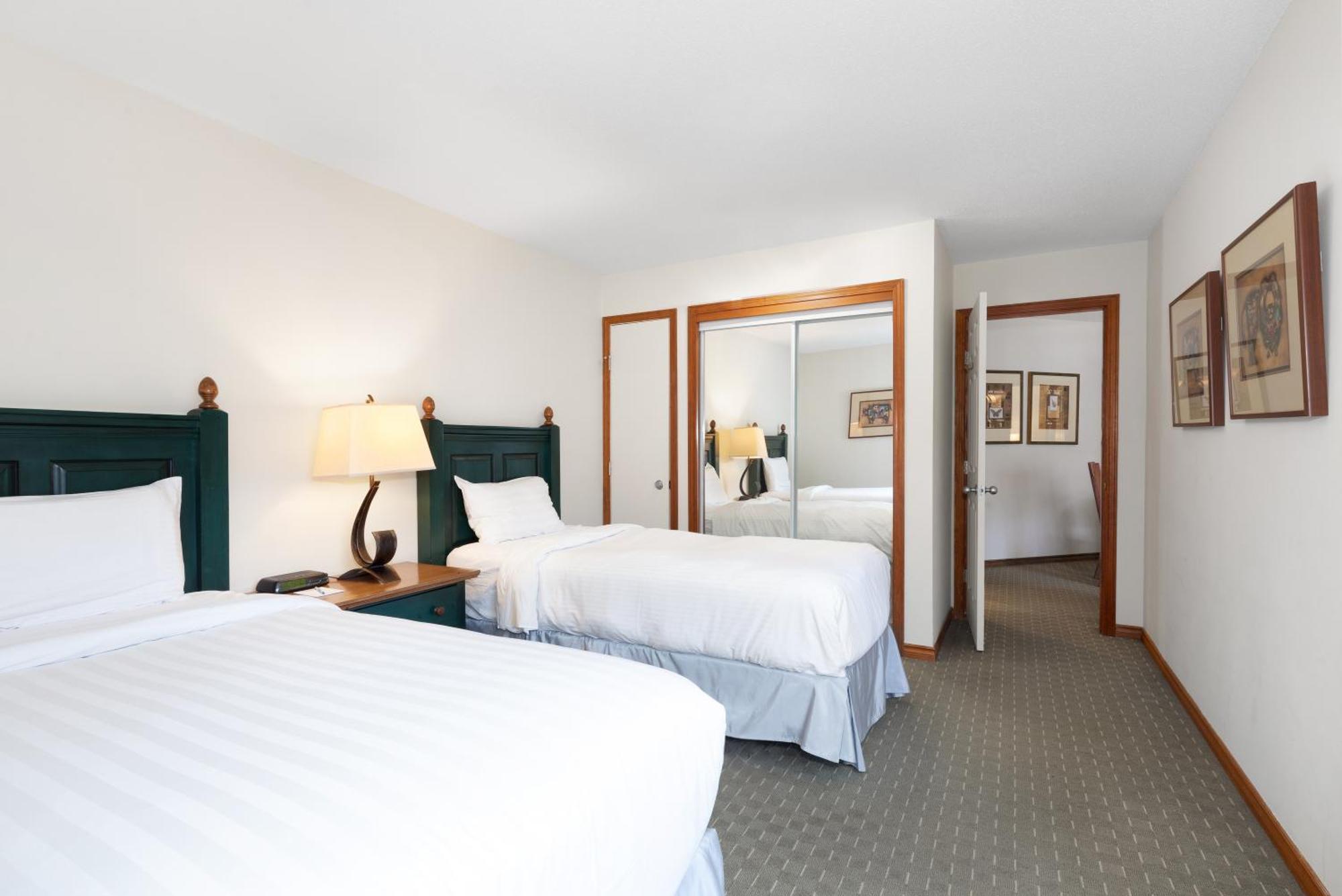 The Aspens By Blackcomb Peaks Accommodation Whistler Exterior photo